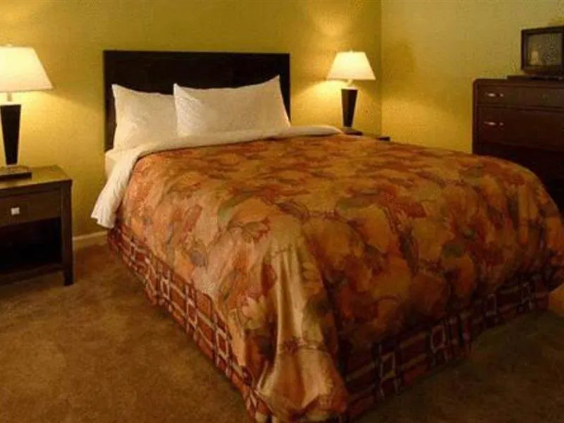 Huntingdon Hotel And Suites Victoria