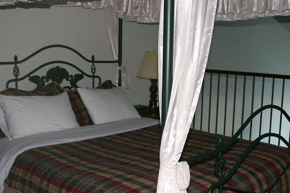 Huntingdon Hotel And Suites Victoria