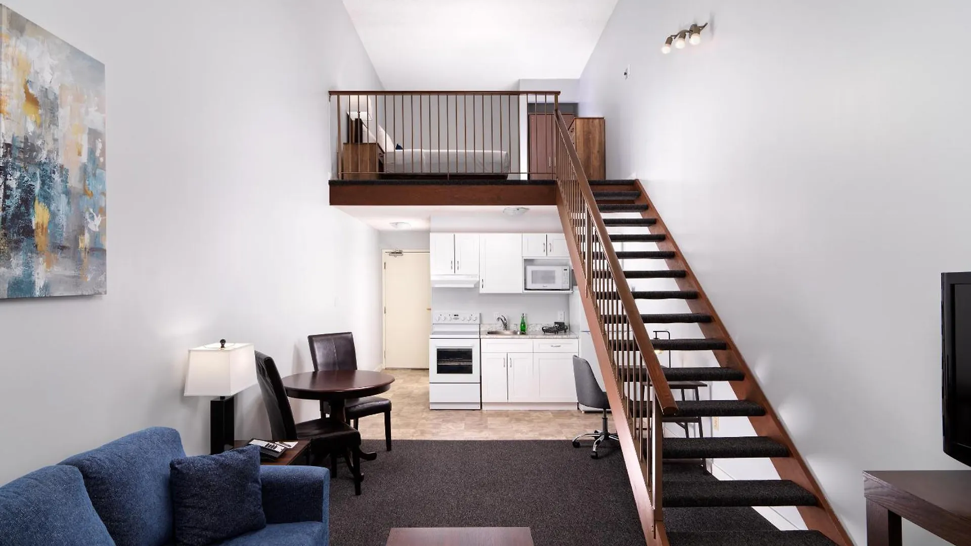Huntingdon Hotel And Suites Victoria