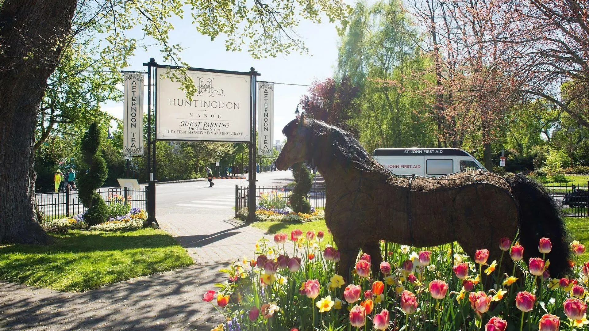 Huntingdon Hotel And Suites Victoria