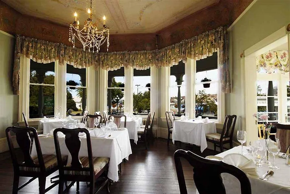 Huntingdon Hotel And Suites Victoria 3*,  Canadá